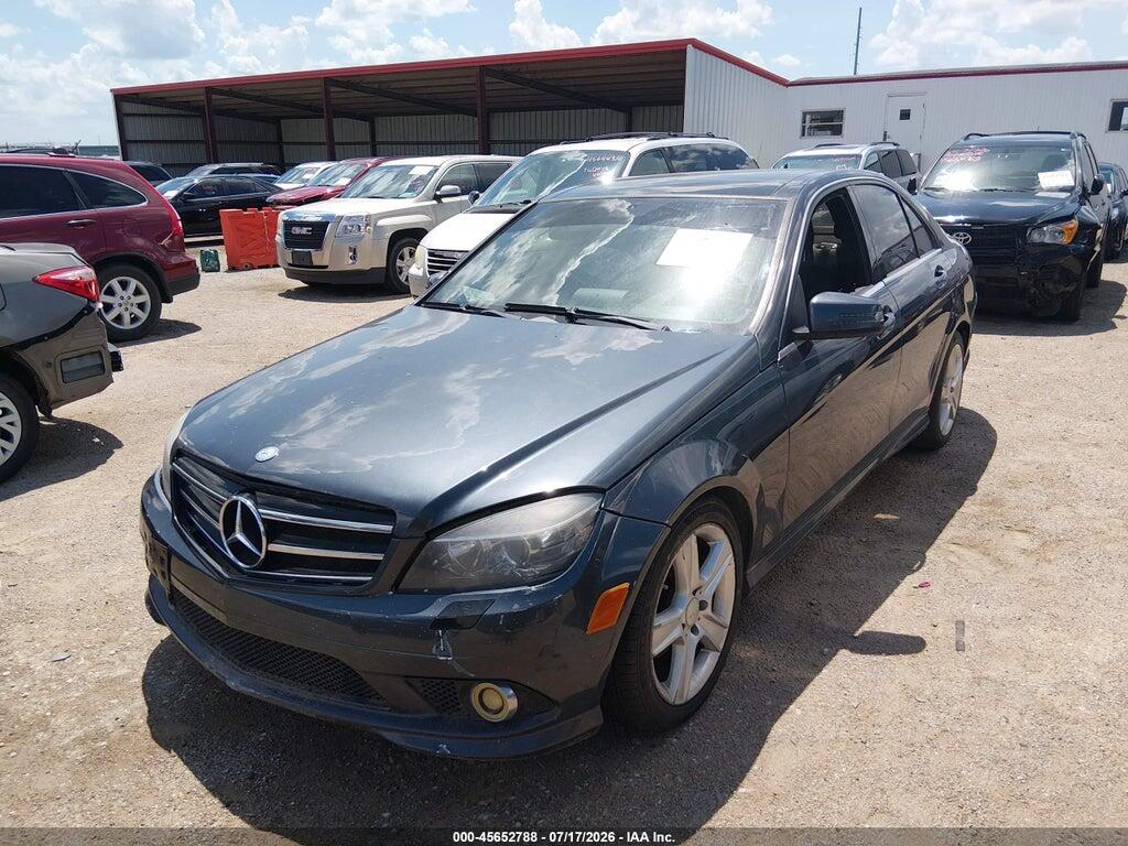 WDDGF8BB5BR180526 2011 MERCEDES-BENZ C 300 photo no. 2