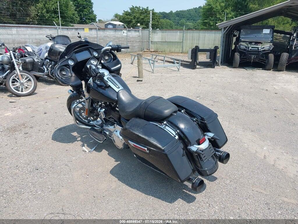 1HD1KHC13HB651767 2017 HARLEY-DAVIDSON FLTRX photo no. 3