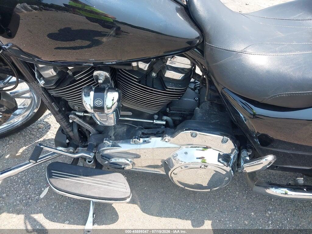 1HD1KHC13HB651767 2017 HARLEY-DAVIDSON FLTRX photo no. 9