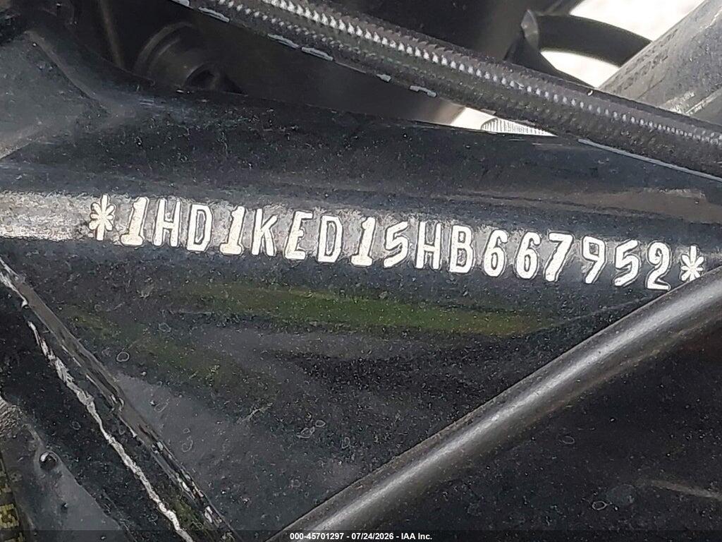1HD1KED15HB667952 2017 HARLEY-DAVIDSON FLHTK photo no. 10