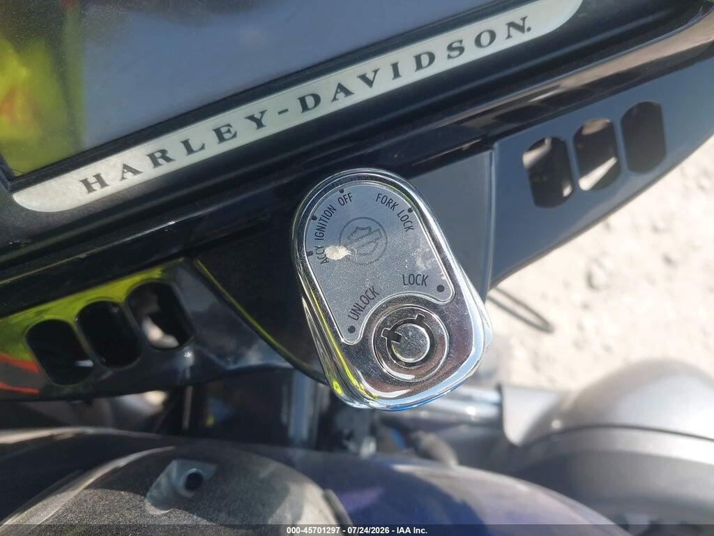 1HD1KED15HB667952 2017 HARLEY-DAVIDSON FLHTK photo no. 11