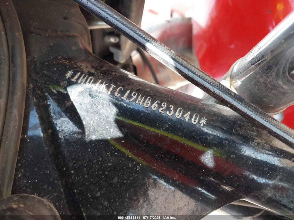 1HD1KTC19HB623040 2017 HARLEY-DAVIDSON FLTRXS photo no. 10