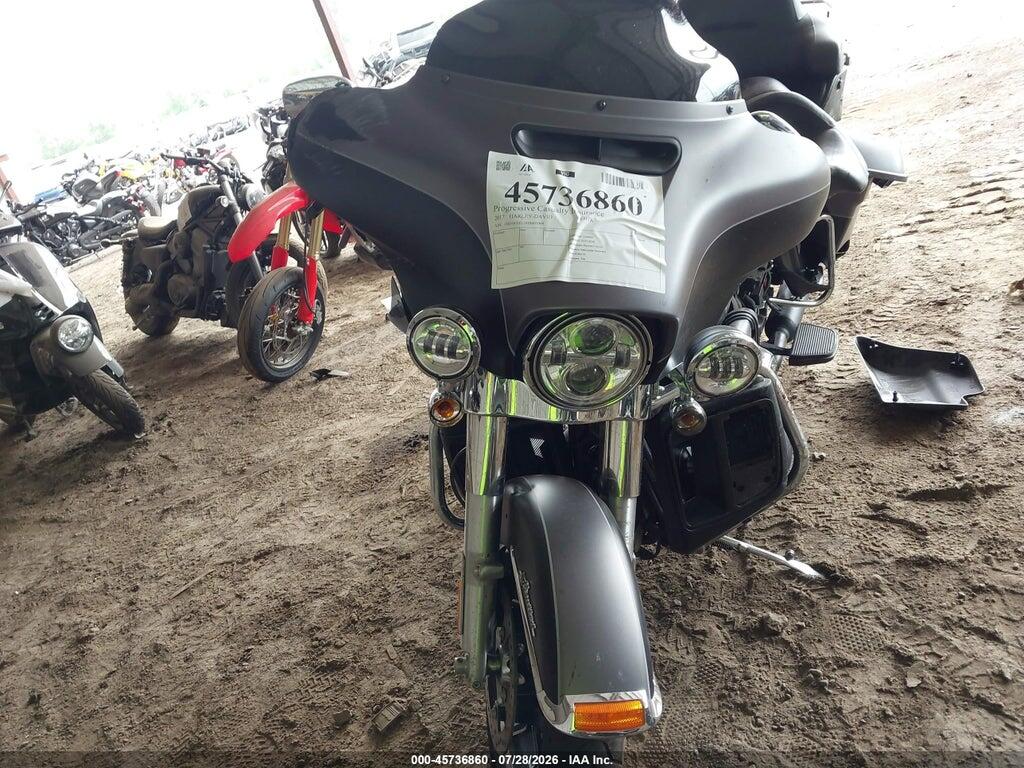 1HD1KED13HB605000 2017 HARLEY-DAVIDSON FLHTK photo no. 5