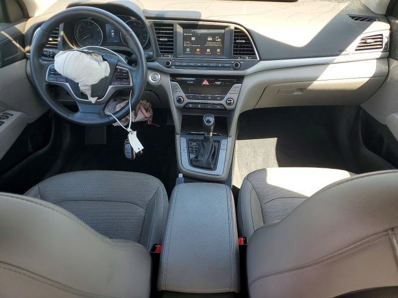 2017 HYUNDAI ELANTRA LIMITED — Фото 8 из 13