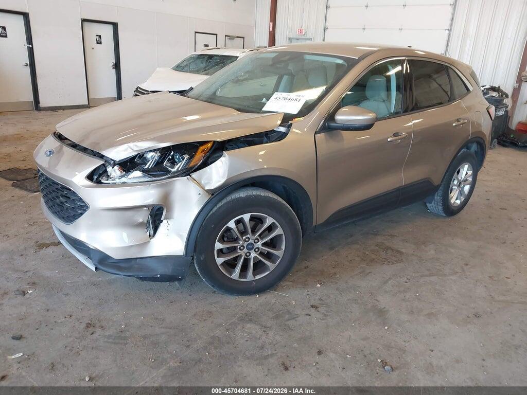 1FMCU9G6XMUA22548 2021 FORD ESCAPE photo no. 2