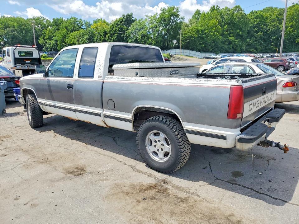 1991 CHEVROLET GMT-400 K1500 — Фото 2 из 12