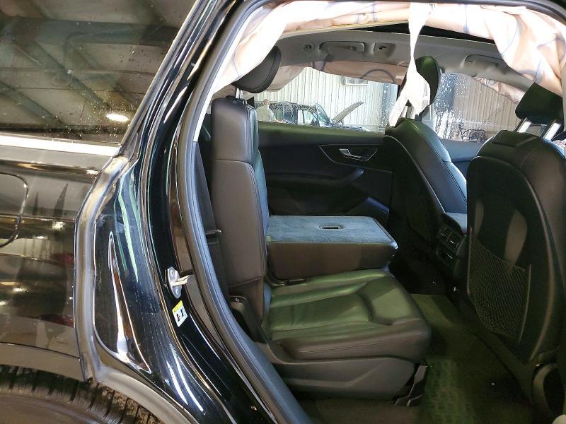 WA1LAAF78JD017671 2018 AUDI Q7 photo no. 11