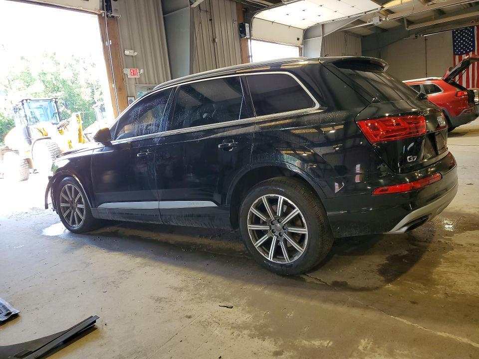 WA1LAAF78JD017671 2018 AUDI Q7 photo no. 2
