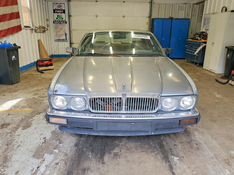 SAJHY1543KC581123 1989 JAGUAR XJ6 photo no. 5