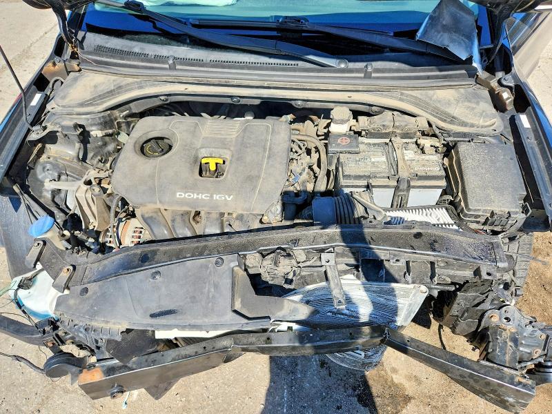 2017 HYUNDAI ELANTRA SE — Фото 11 из 13