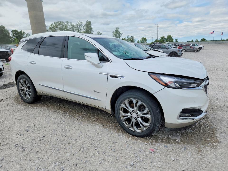 5GAEVCKW5JJ148748 2018 BUICK ENCLAVE photo no. 4