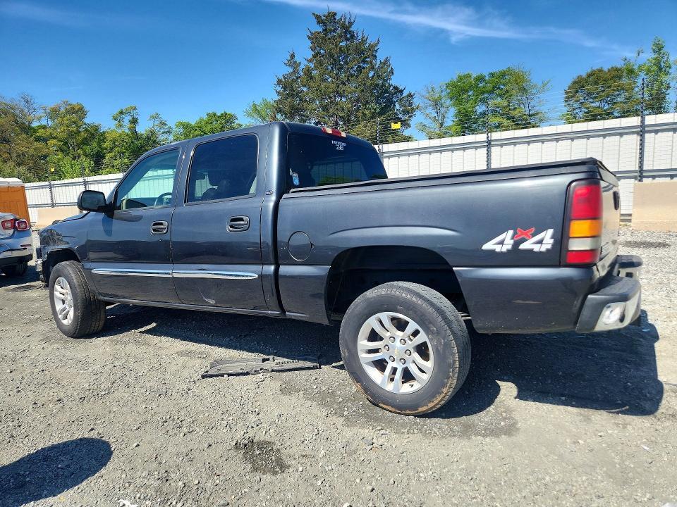 2004 GMC NEW SIERRA K1500 — Фото 2 из 13
