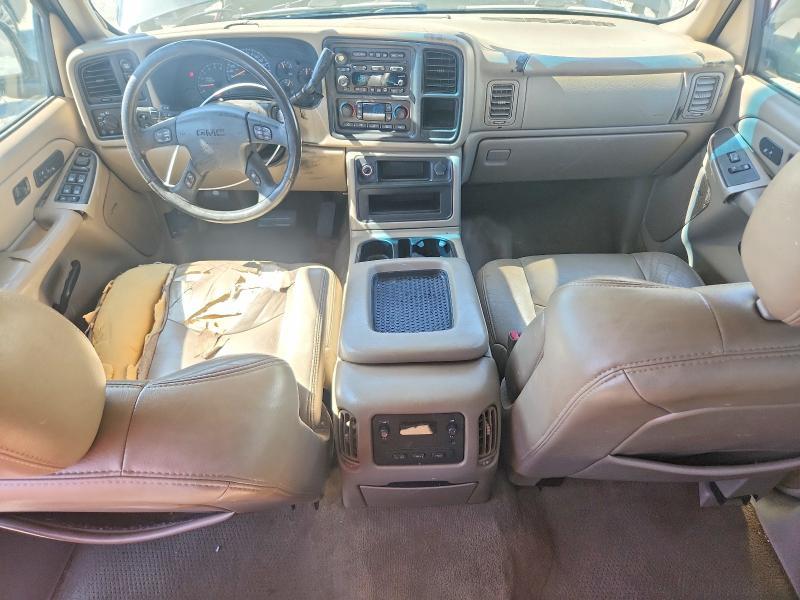 2004 GMC NEW SIERRA K1500 — Фото 8 из 13
