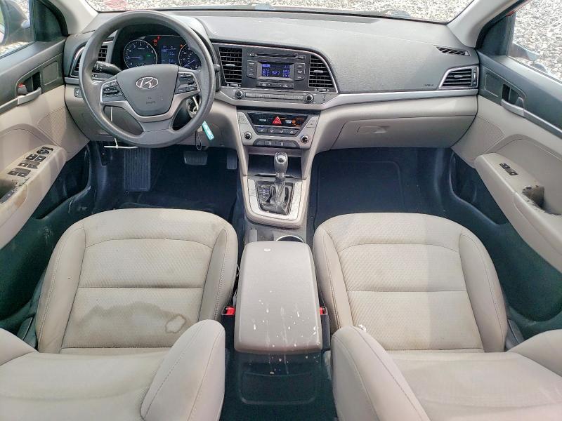 2017 HYUNDAI ELANTRA SE — Фото 8 из 12