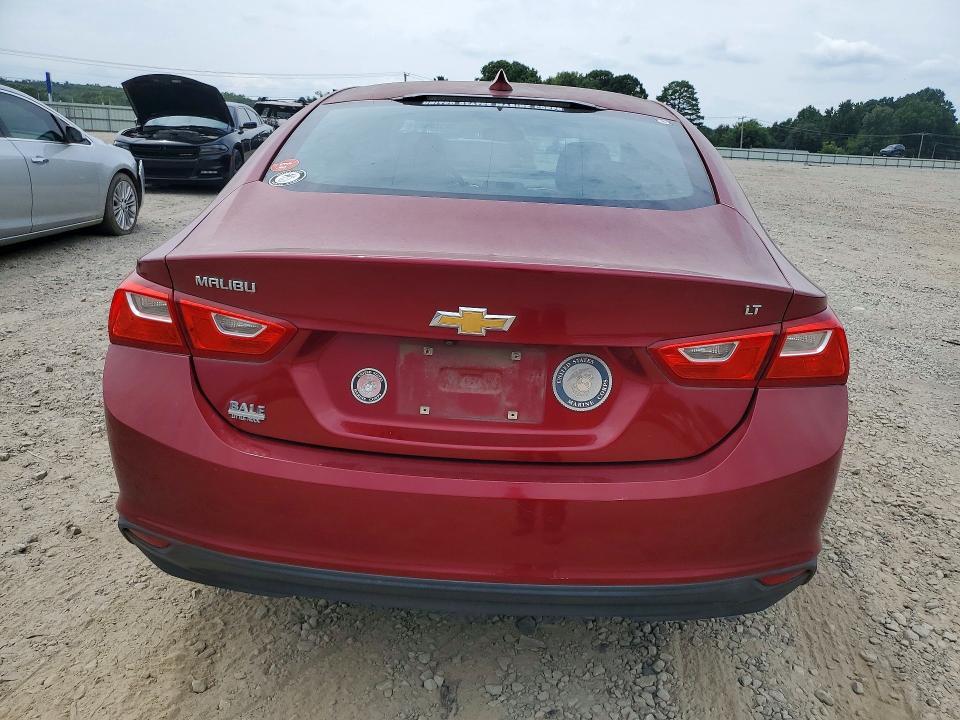 2018 CHEVROLET MALIBU LT — Фото 6 из 12