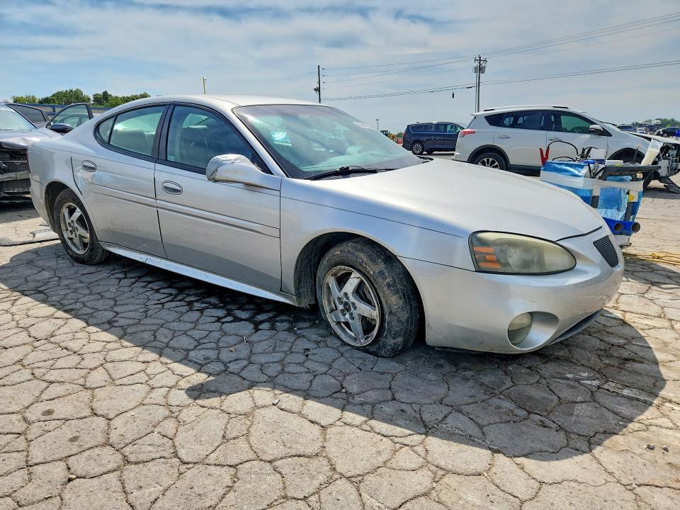 2004 PONTIAC GRAND PRIX GT2 — Фото 4 из 13