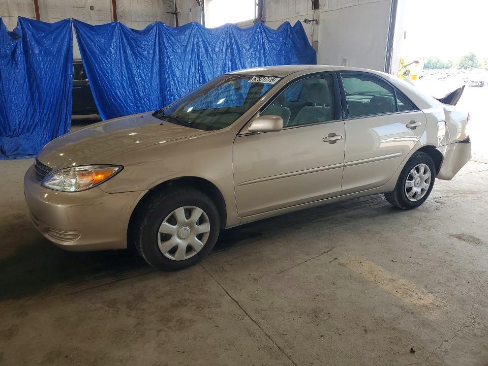 2004 TOYOTA CAMRY LE