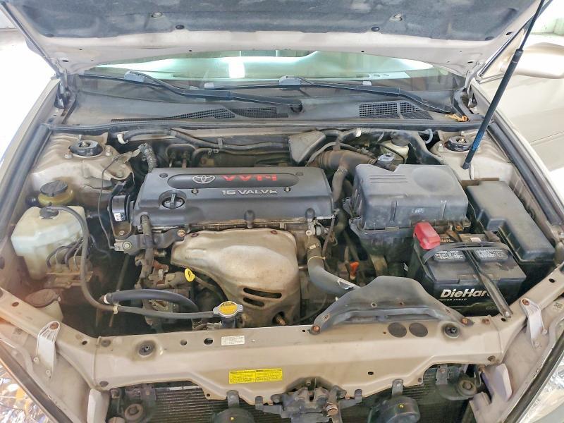 2004 TOYOTA CAMRY LE — Фото 11 из 12