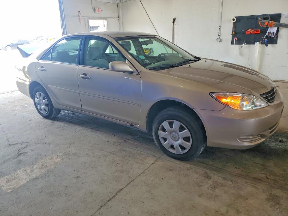 2004 TOYOTA CAMRY LE — Фото 4 из 12