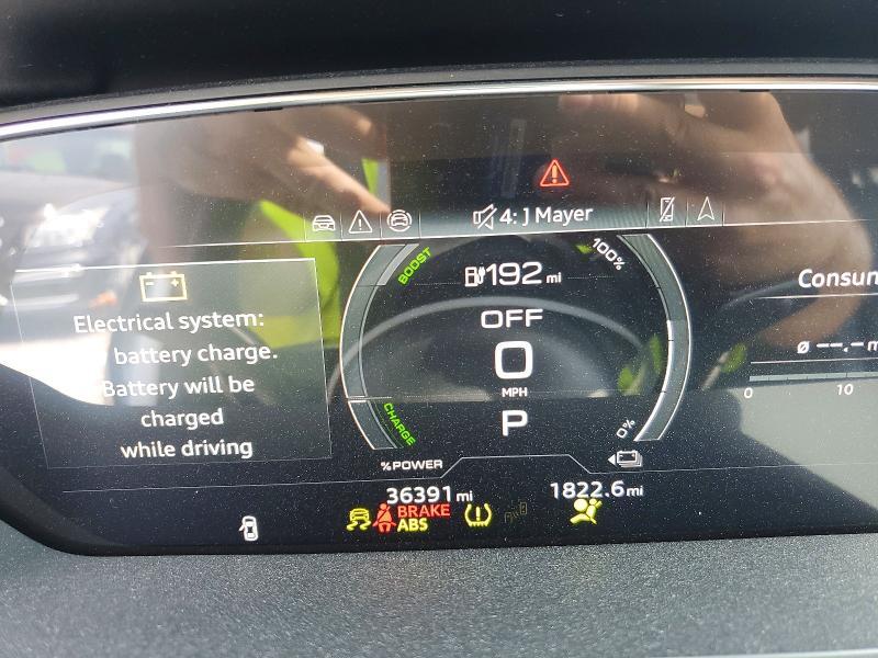 2024 AUDI Q8 E-TRON SPORTBACK PREMIUM PLUS — Фото 9 из 12