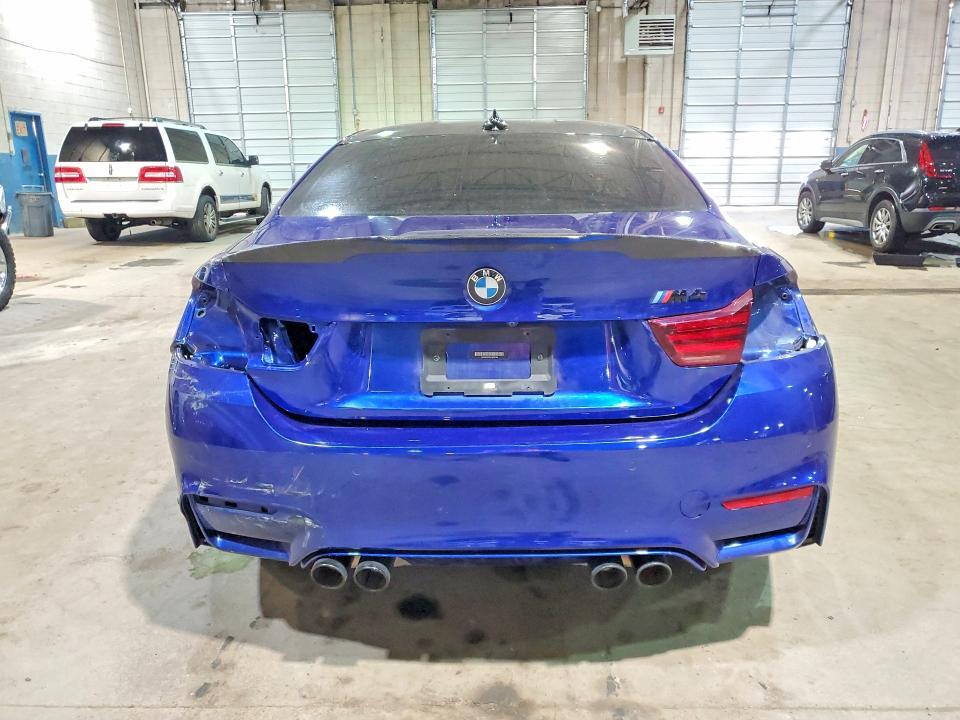 2020 BMW M4 — Фото 6 из 13