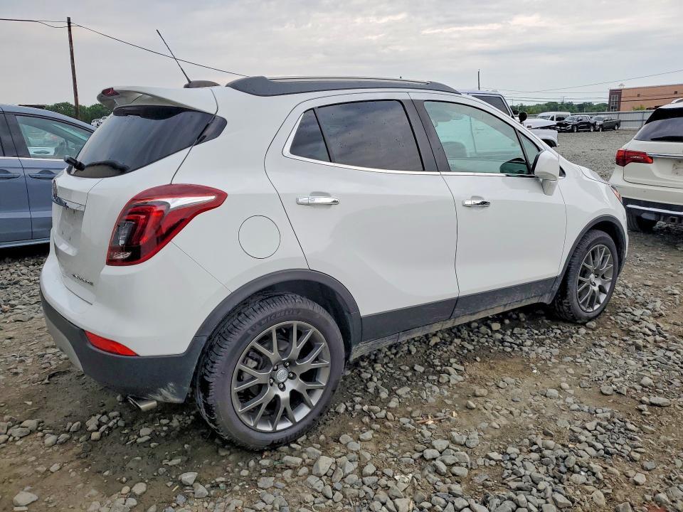 2020 BUICK ENCORE SPORT TOURING — Фото 3 из 12