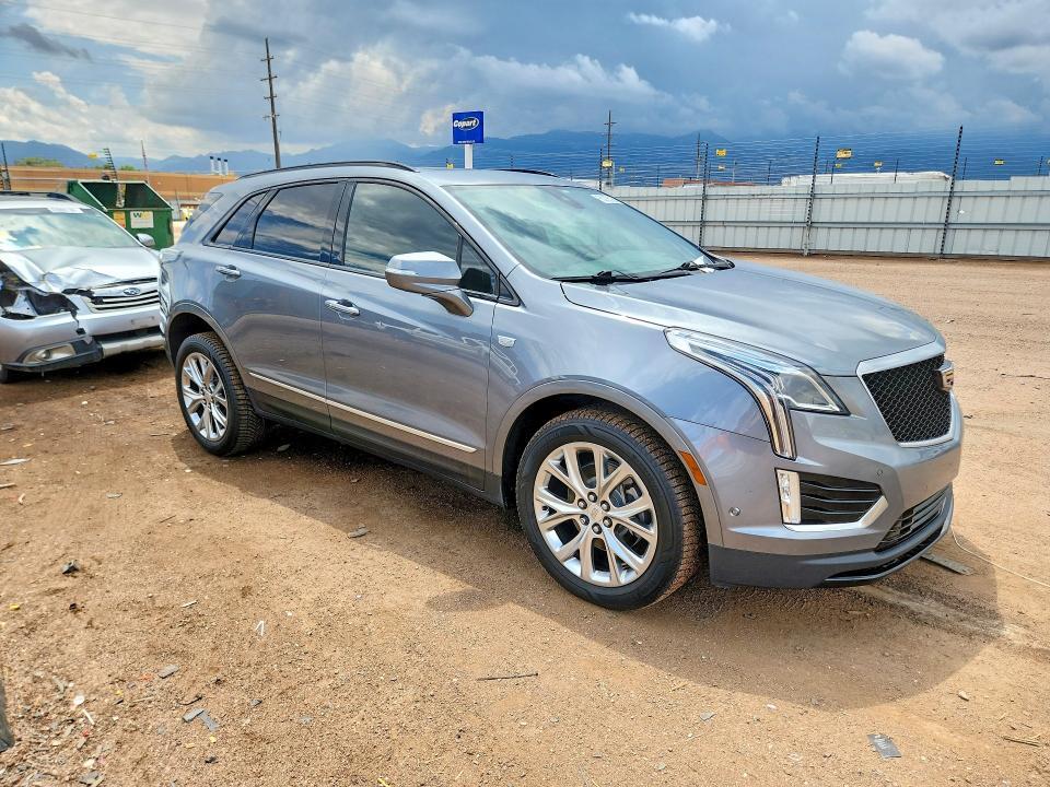 2020 CADILLAC XT5 SPORT — Фото 4 из 12