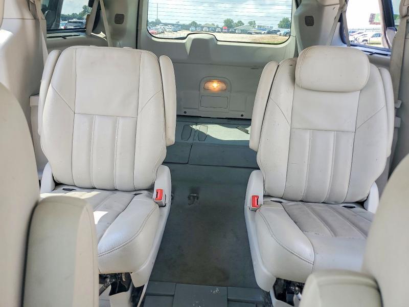 2008 CHRYSLER TOWN & COUNTRY TOURING — Фото 10 из 14