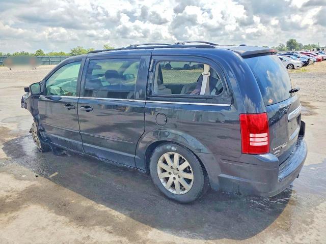 2008 CHRYSLER TOWN & COUNTRY TOURING — Фото 2 из 14