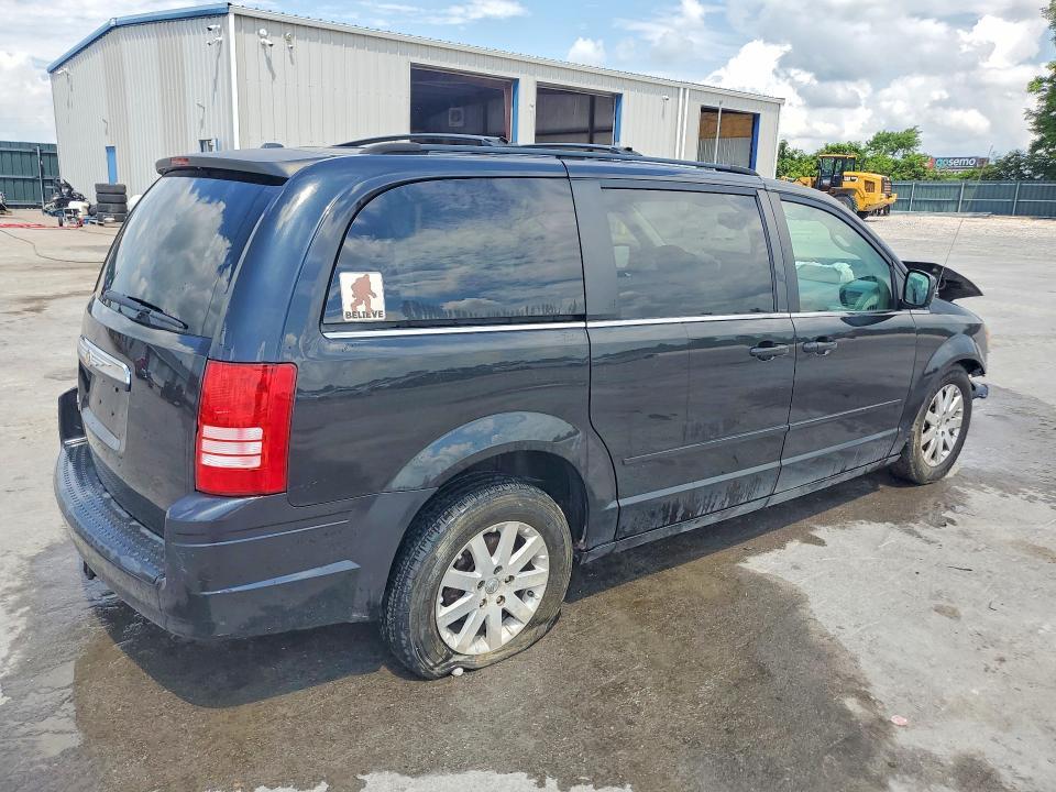 2008 CHRYSLER TOWN & COUNTRY TOURING — Фото 3 из 14