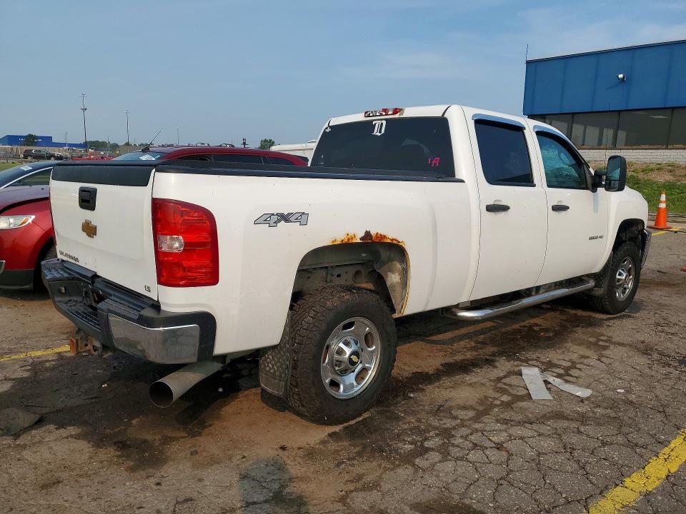 2012 CHEVROLET SILVERADO K2500 HEAVY DUTY — Фото 3 из 13