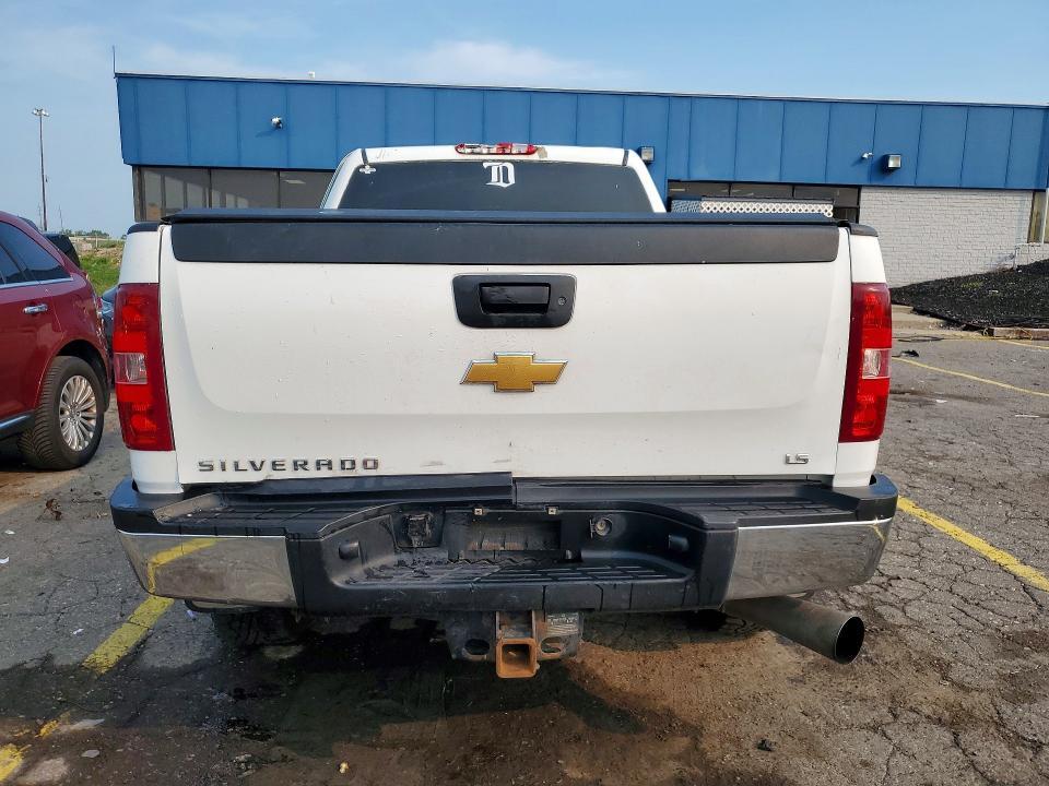 2012 CHEVROLET SILVERADO K2500 HEAVY DUTY — Фото 6 из 13