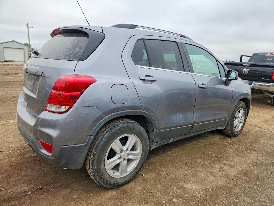 2020 CHEVROLET TRAX 1LT — Фото 3 из 12