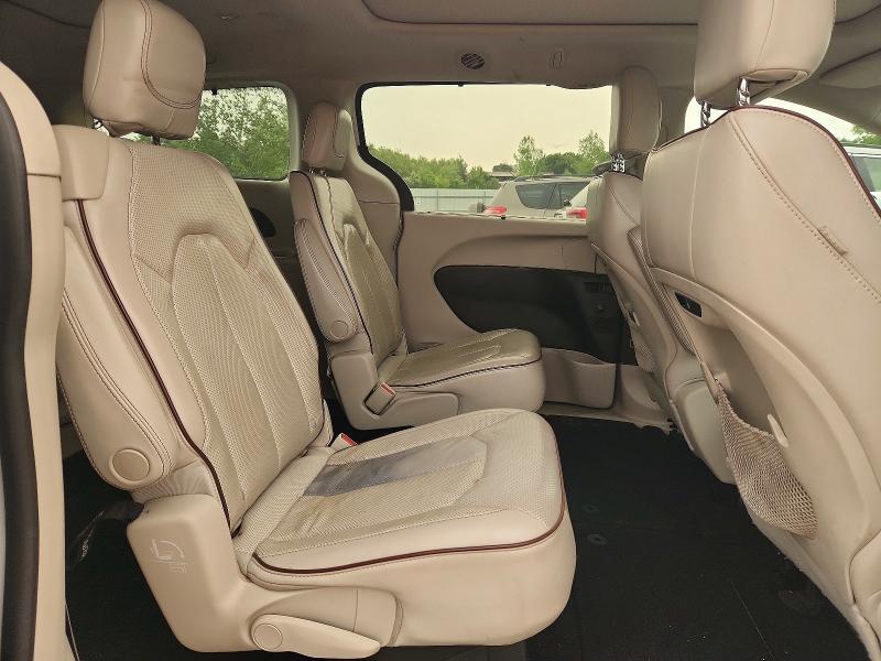 2020 CHRYSLER PACIFICA LIMITED — Фото 11 из 13