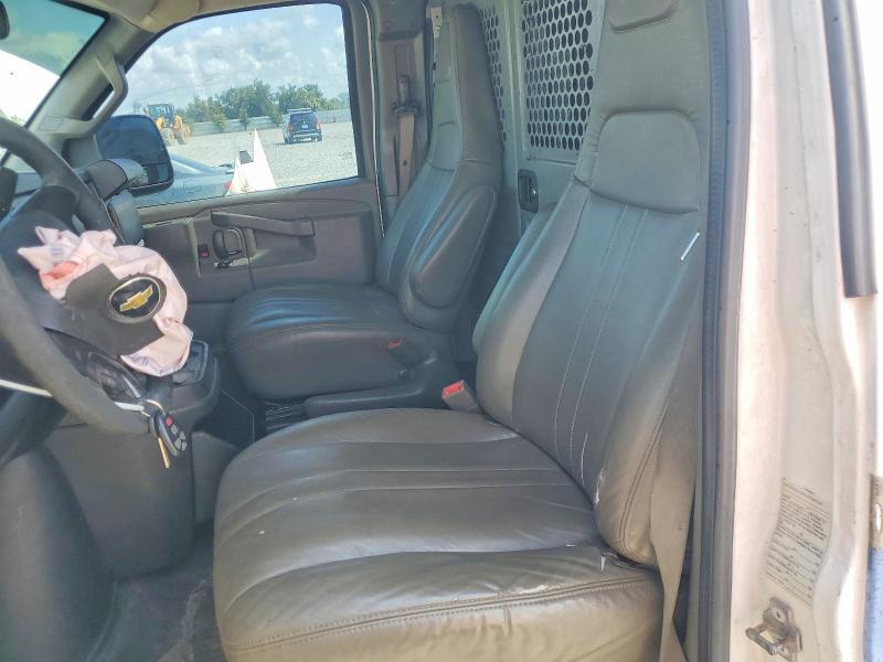 1GCWGAFF7G1293973 2016 CHEVROLET EXPRESS G2500 photo no. 10