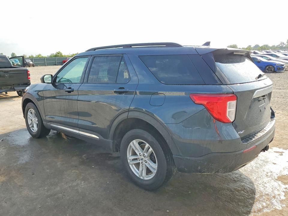 2024 FORD EXPLORER XLT — Фото 2 из 13