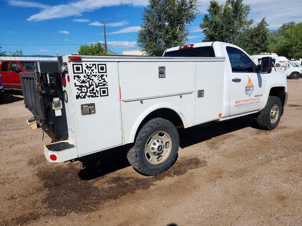 2016 CHEVROLET SILVERADO K2500 HEAVY DUTY — Фото 3 из 12