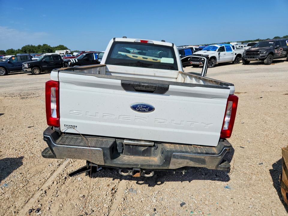 2024 FORD F350 SUPER DUTY — Фото 6 из 12