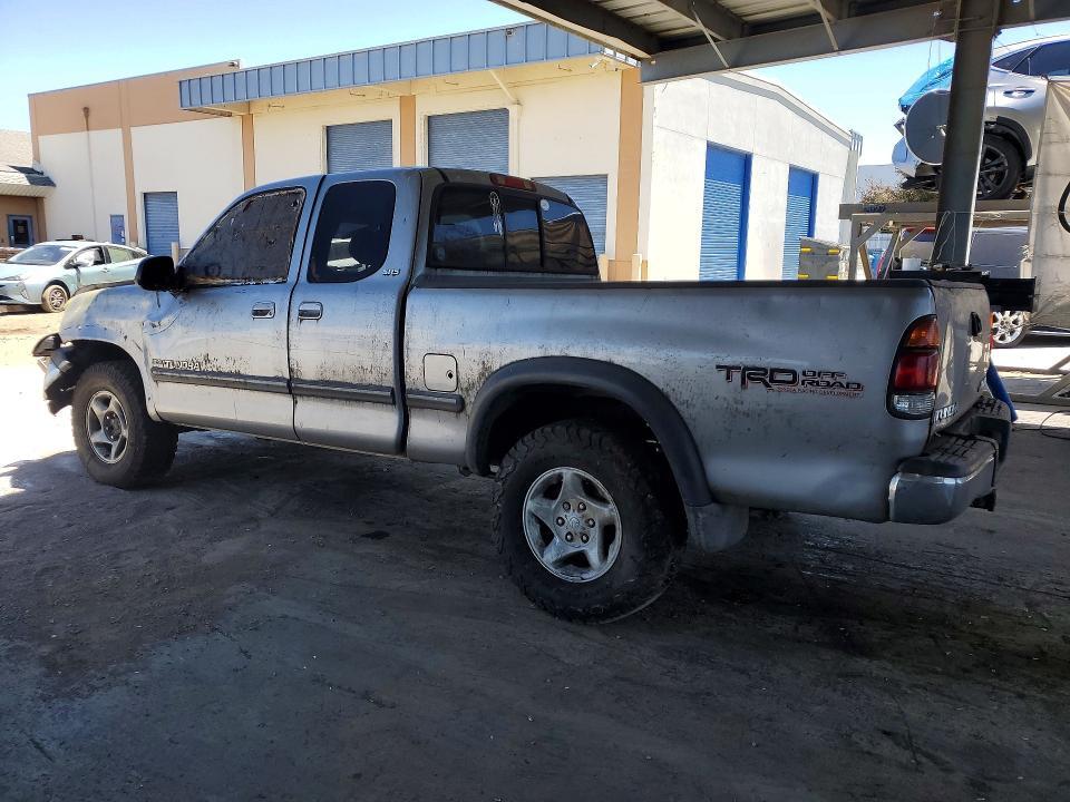 2001 TOYOTA TUNDRA SR5 — Фото 2 из 12