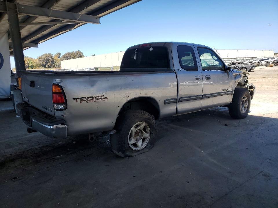 2001 TOYOTA TUNDRA SR5 — Фото 3 из 12