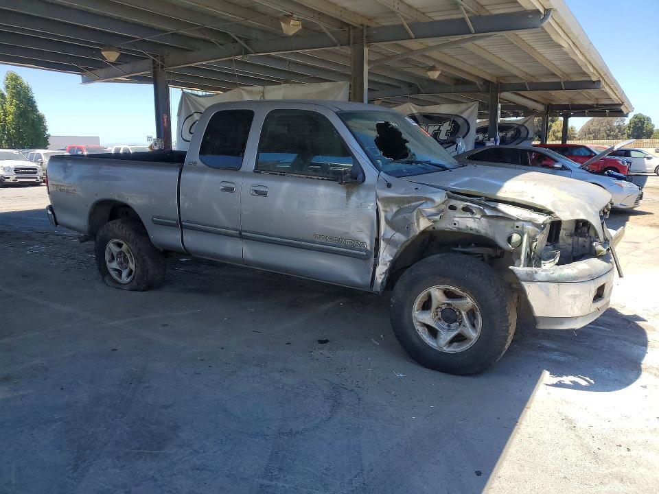 2001 TOYOTA TUNDRA SR5 — Фото 4 из 12
