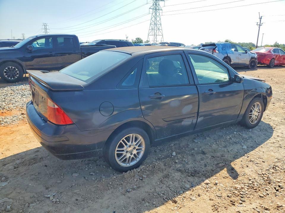 2005 FORD FOCUS ZX4 — Фото 3 из 12