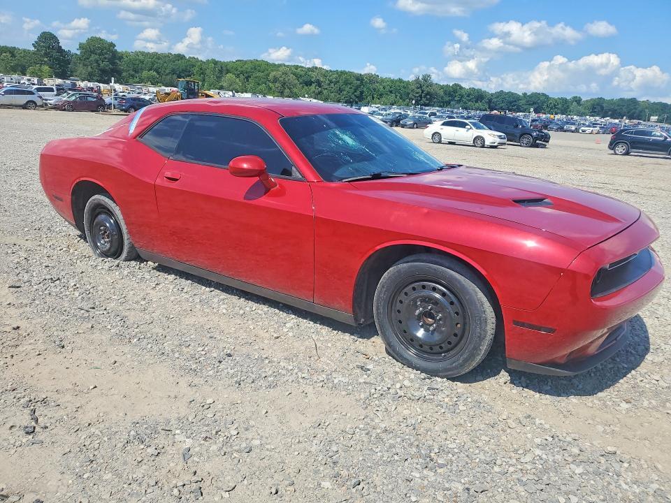 2016 DODGE CHALLENGER SXT — Фото 4 из 12