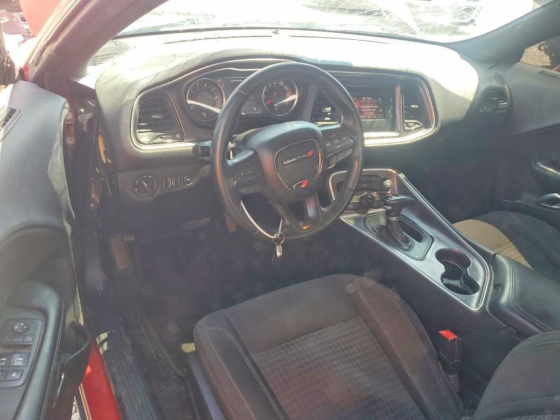 2016 DODGE CHALLENGER SXT — Фото 8 из 12