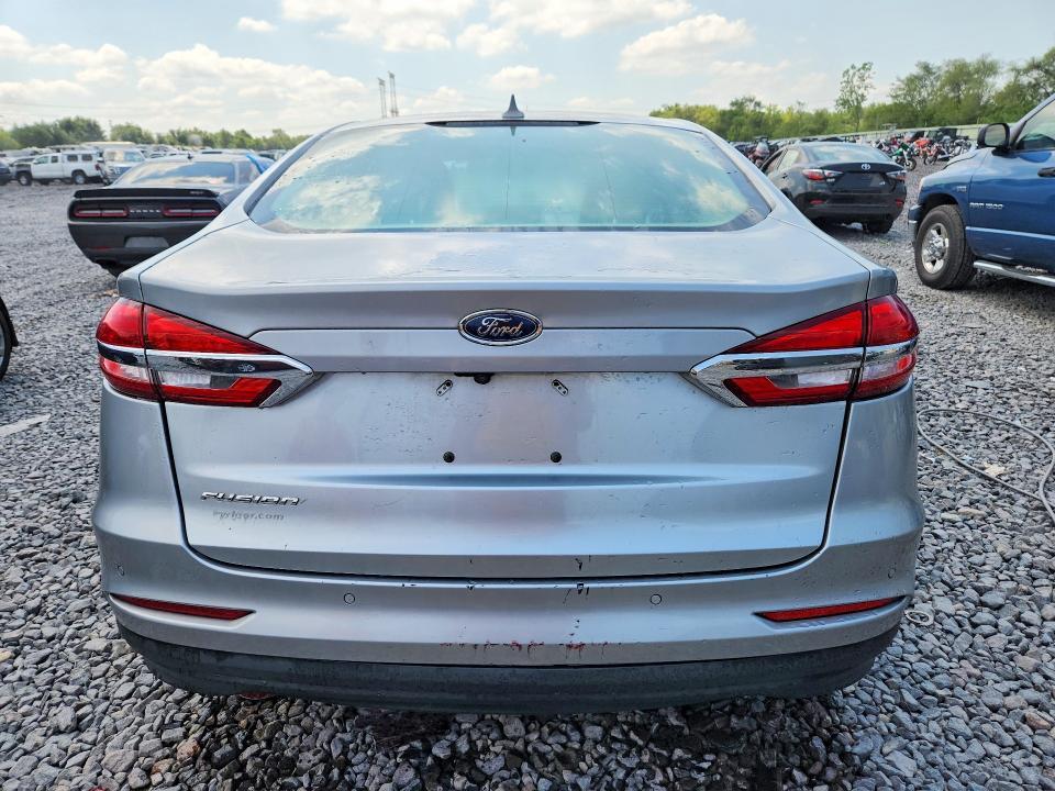 2020 FORD FUSION SE — Фото 6 из 12