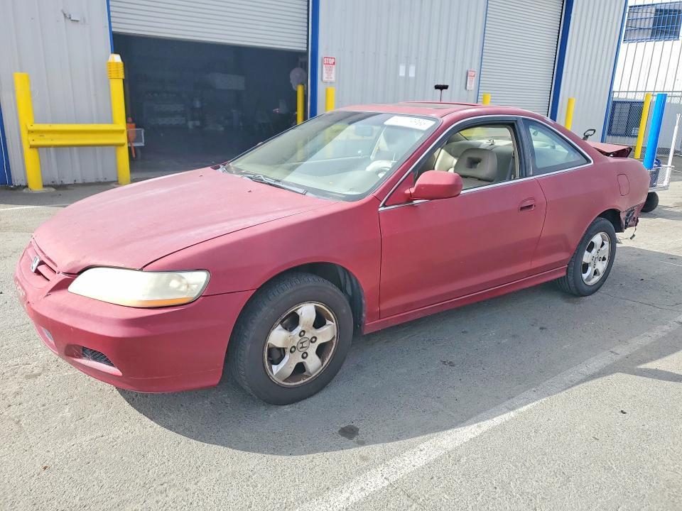 1HGCG32732A012825 2002 HONDA ACCORD photo no. 1