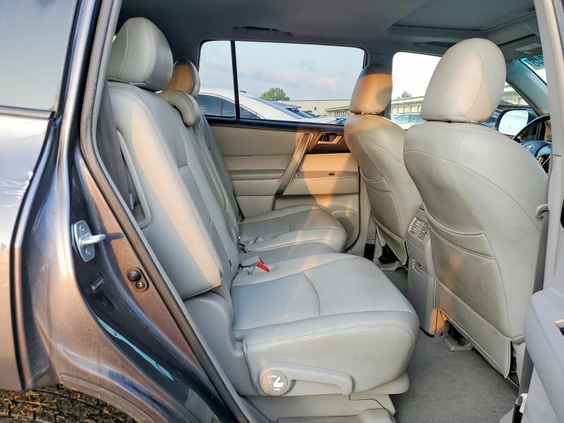 2008 TOYOTA HIGHLANDER SPORT — Фото 11 из 13