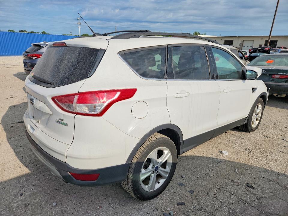 2016 FORD ESCAPE SE — Фото 3 из 13