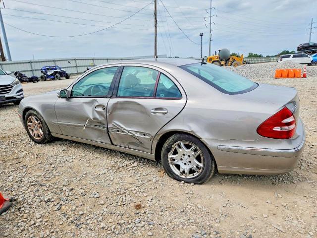 2005 MERCEDES-BENZ E 320 4MATIC — Фото 2 из 12