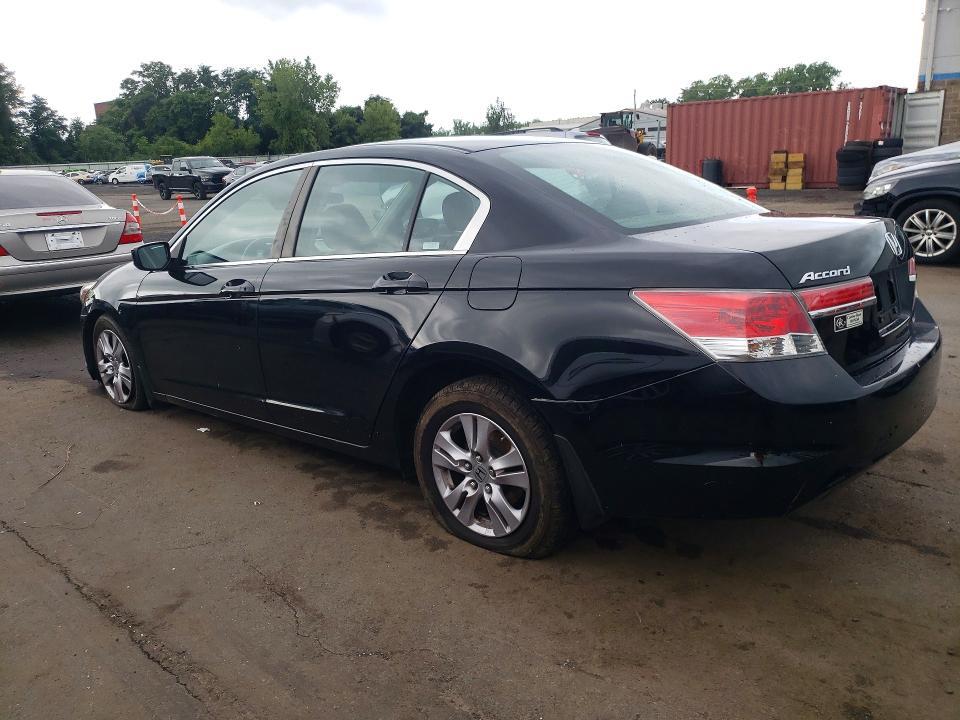 1HGCP2F68CA210510 2012 HONDA ACCORD photo no. 2